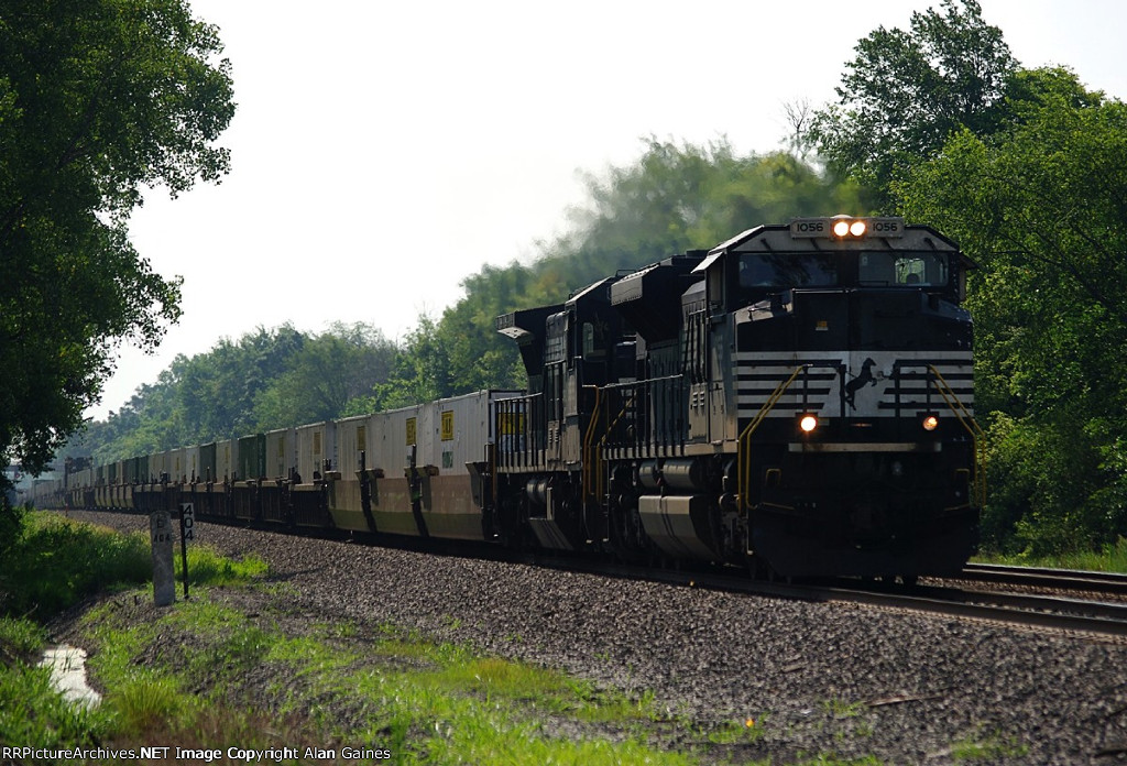 NS SD70ACe 1056